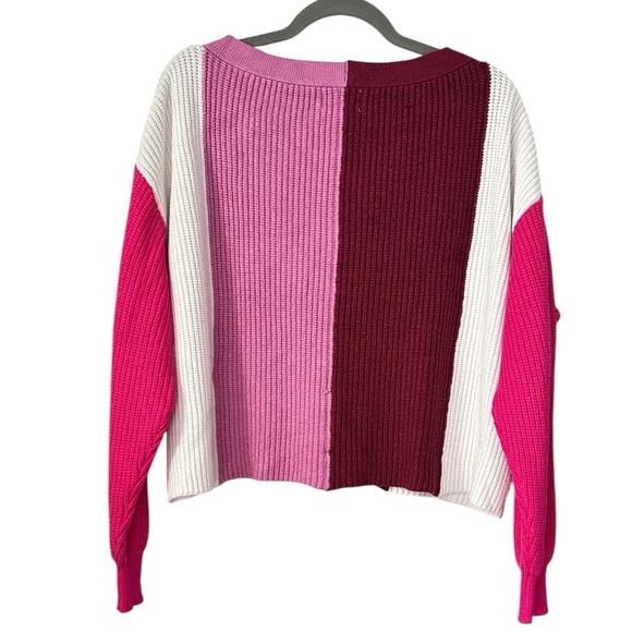 Francesca’s Jun & Ivy Colorblock V-Neck Cropped Sweater - Picture 5 of 5
